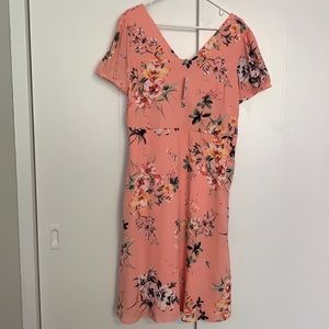 Dress with pockets